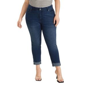 Bloomchic Solid Frayed Roll Hem High Rise Jeans NWT